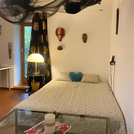 #4 With Double Bed In A With Nice Pool Kwatera prywatna *