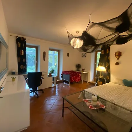 Kwatera prywatna #4 With Double Bed In A With Nice Pool