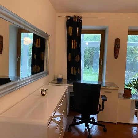 #4 With Double Bed In A With Nice Pool Kwatera prywatna *